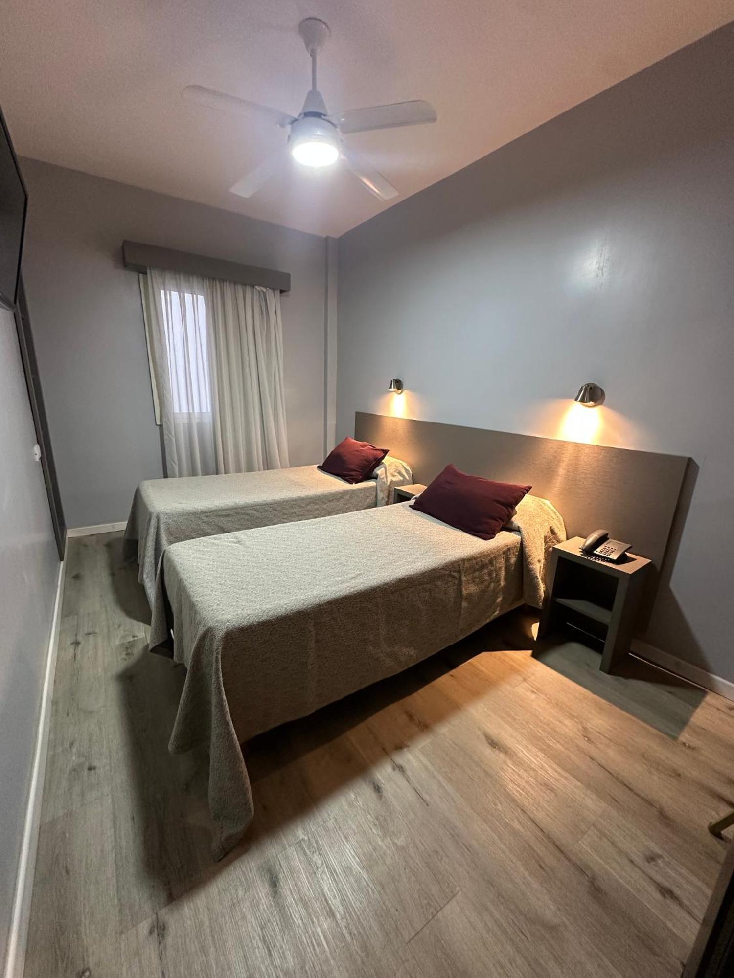 Vip's Hotel 3*