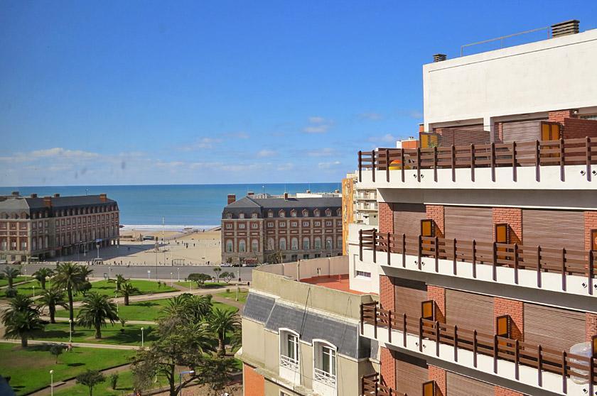 Vip's Hotel 3*